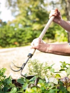 Gardener's Lifetime Raised Bed Cultivator -Garden Care Shop 8587960 3527 tif