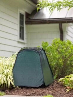 Pop-Up Plant Protector -Garden Care Shop 8591267 0001 tif