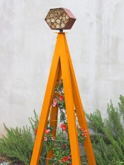 Bee Bungalow + Akoris Garden Tuteur Jr. 13 Bee Bungalow + Akoris Garden Tuteur Jr. -Garden Care Shop 8600532 04v bee bungalow akoris garden tuteur kumquat